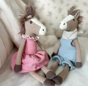 Nellie Horse